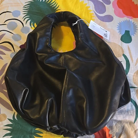 COS Black Leather Women's Bag - Picture 4 of 10